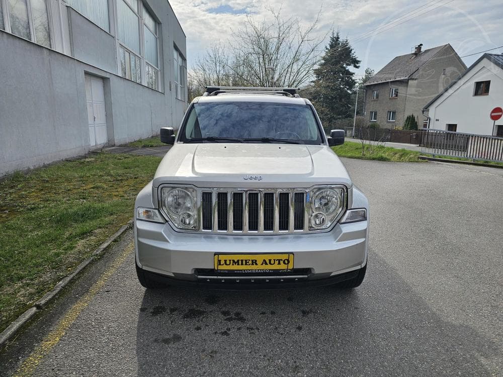 2011 Jeep CHEROKEE - 15