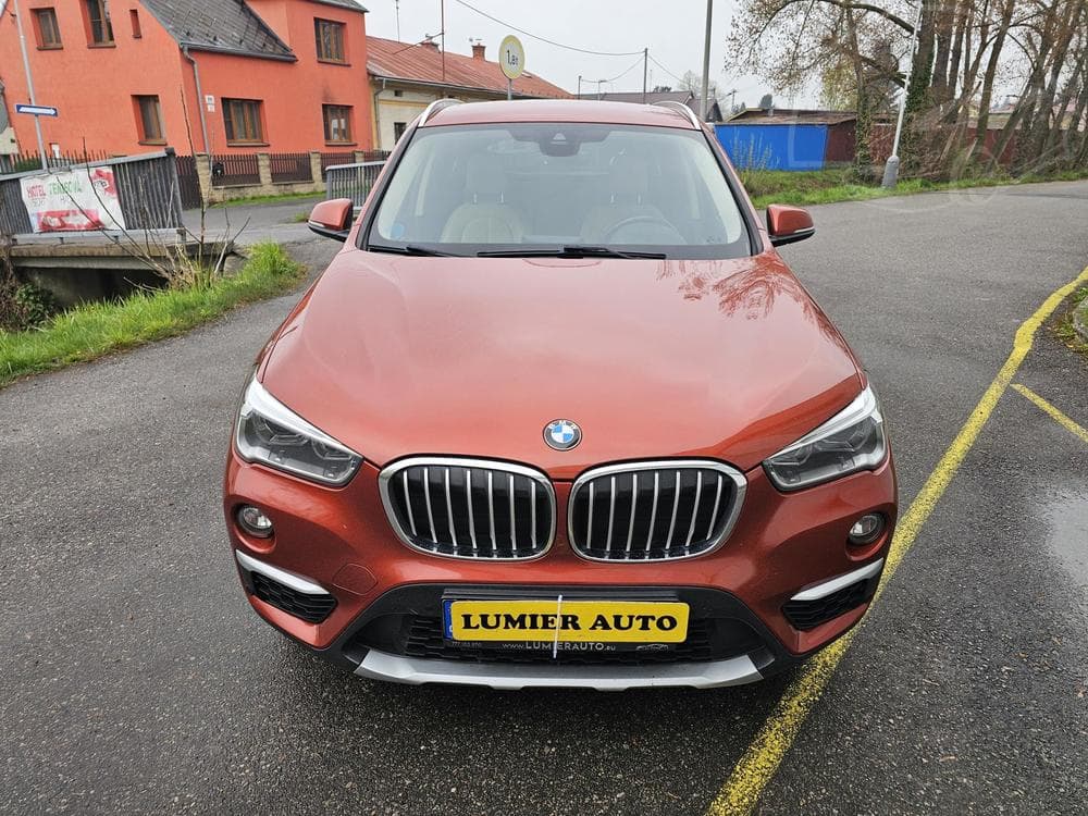 2017 BMW X1 - 15