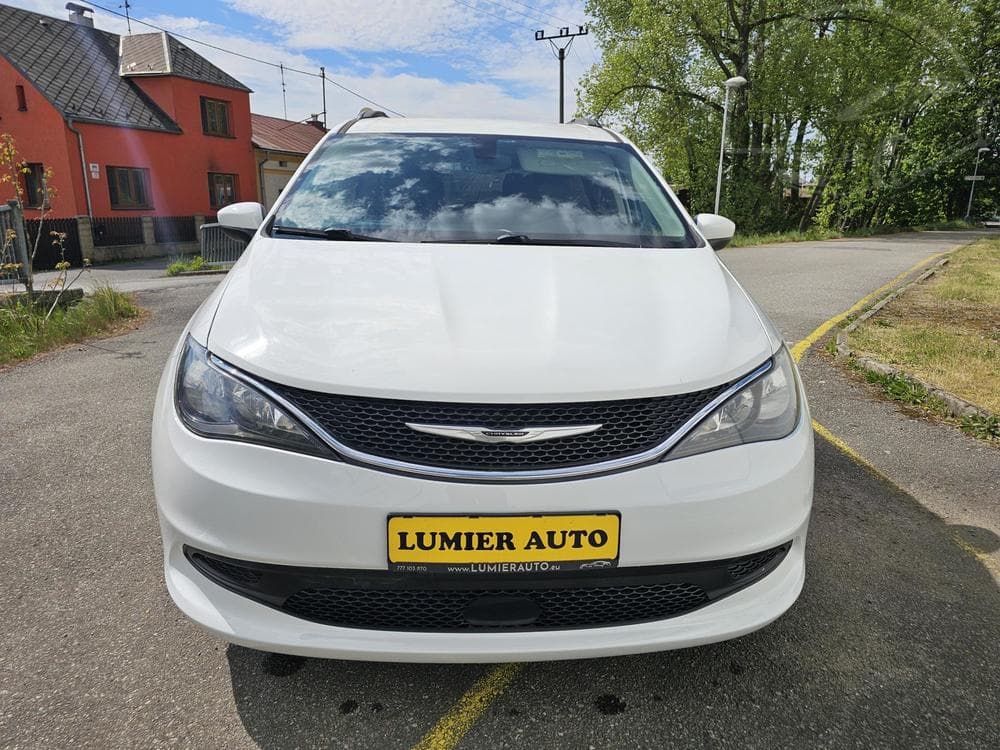 2021 Chrysler PACIFICA - 15