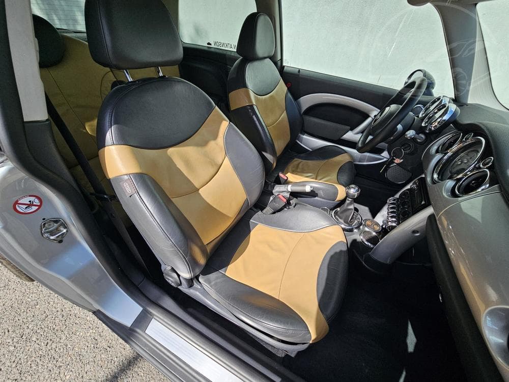 2004 Mini COOPER - 9