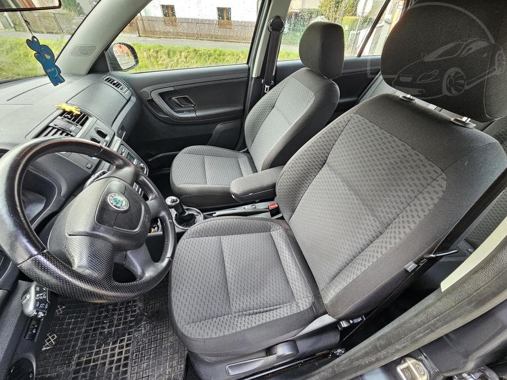 2011 Škoda FABIA - 9