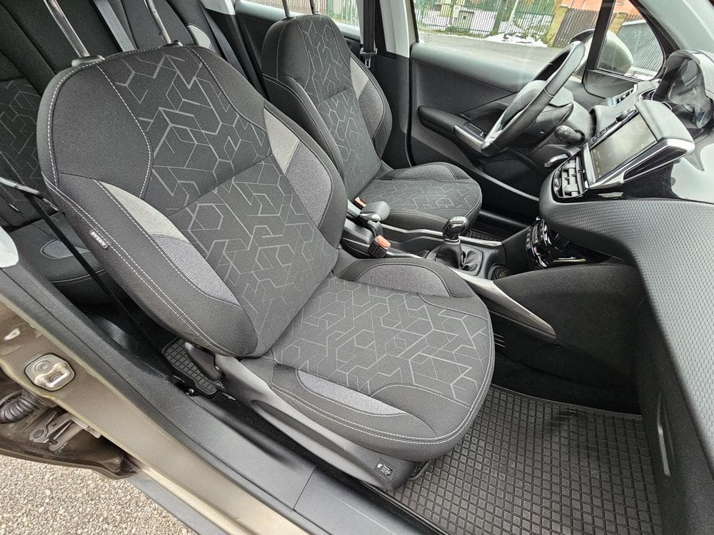 2017 Peugeot 2008 - 10
