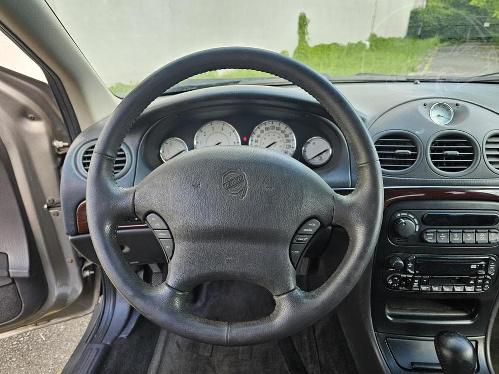 1999 Chrysler 300M - 19
