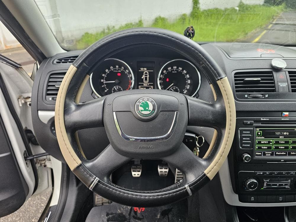 2012 Škoda YETI - 19