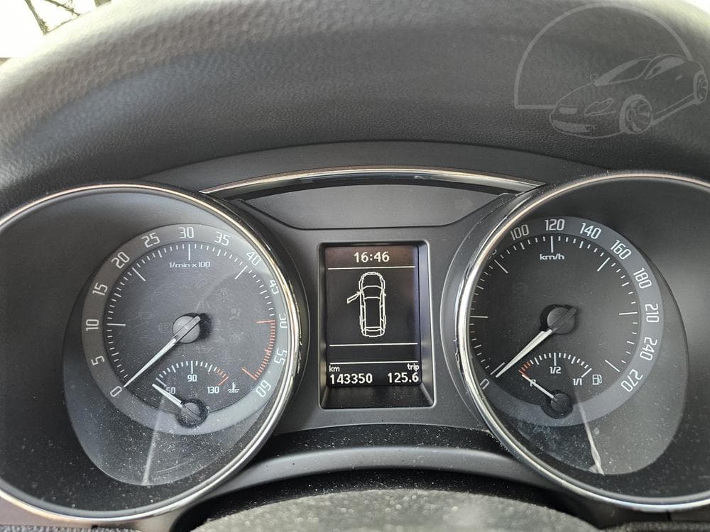 2014 Škoda SUPERB - 31
