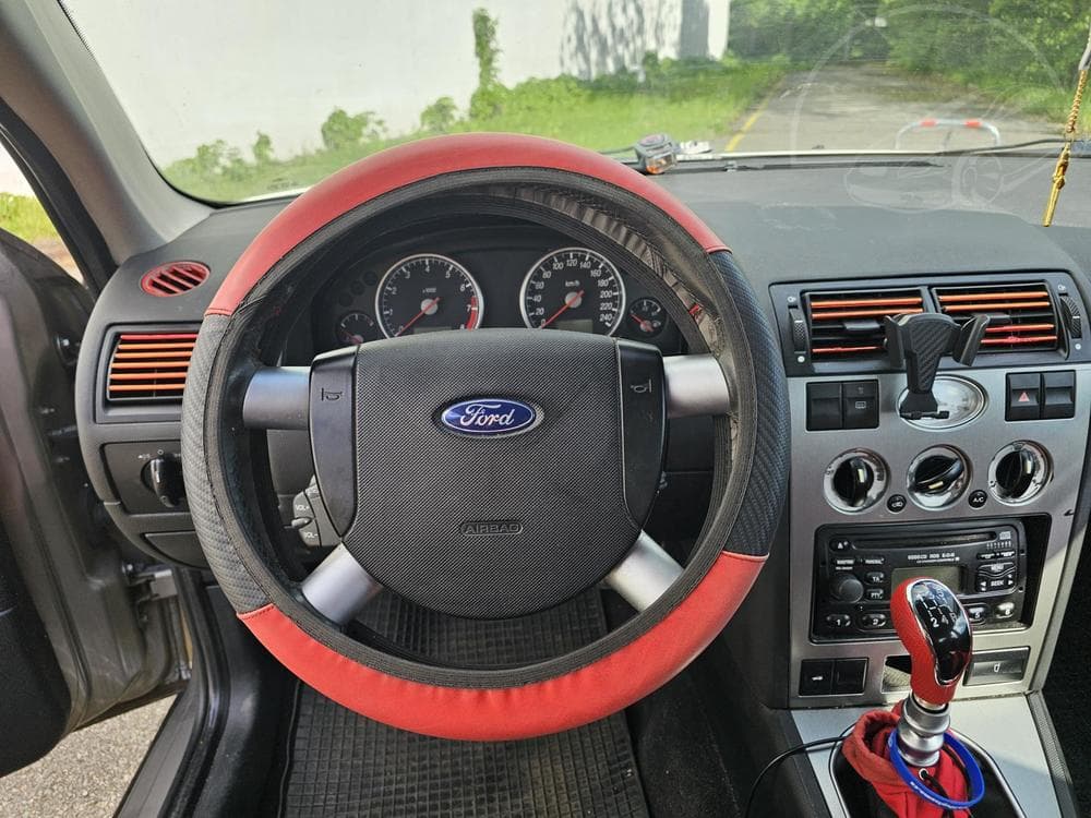 2003 Ford MONDEO - 11