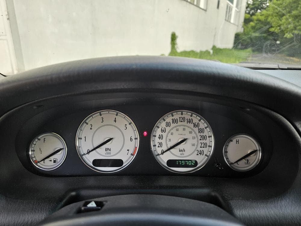 1999 Chrysler 300M - 21