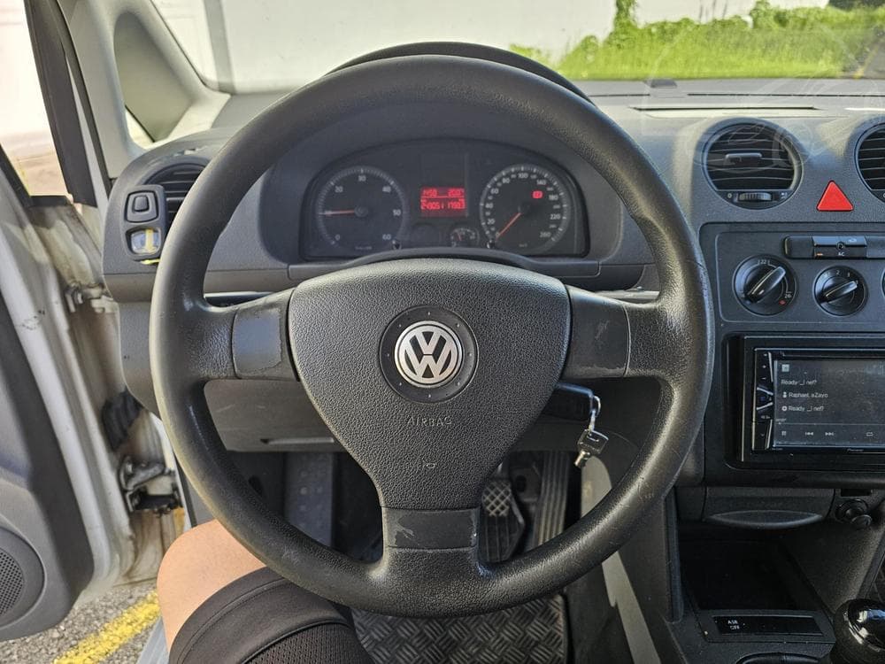 2010 Volkswagen CADDY - 11