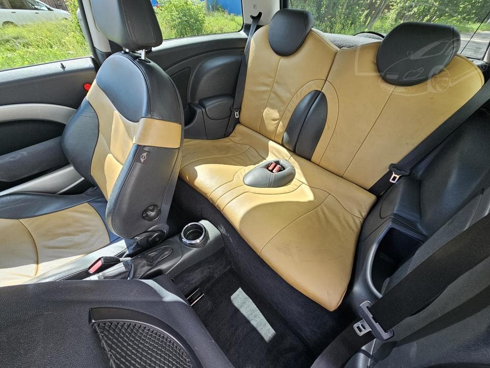 2004 Mini COOPER - 12