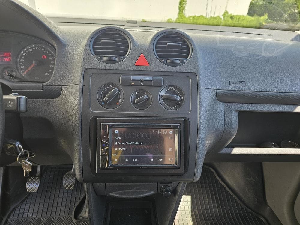 2010 Volkswagen CADDY - 12