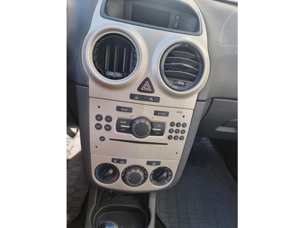 2009 Opel Corsa - 40