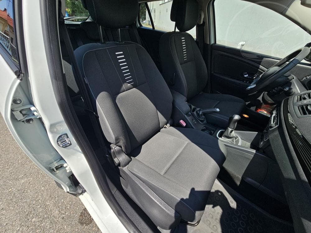 2012 Renault MEGANE - 14