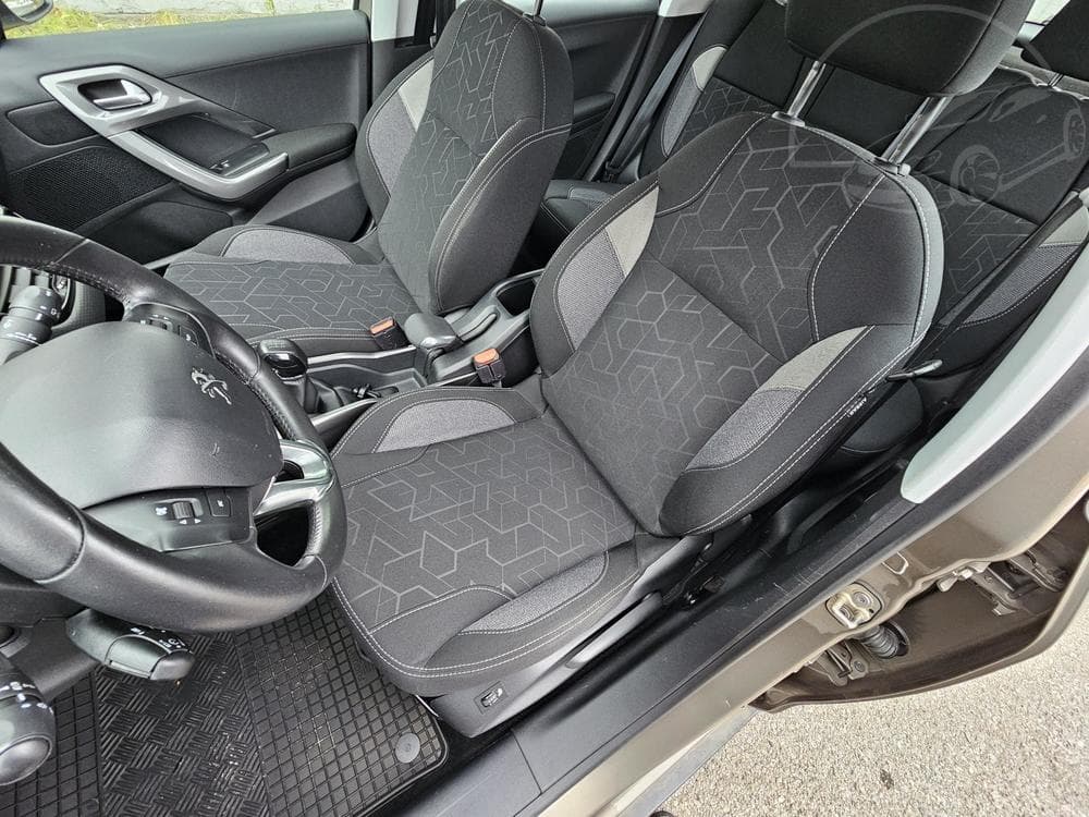 2017 Peugeot 2008 - 16