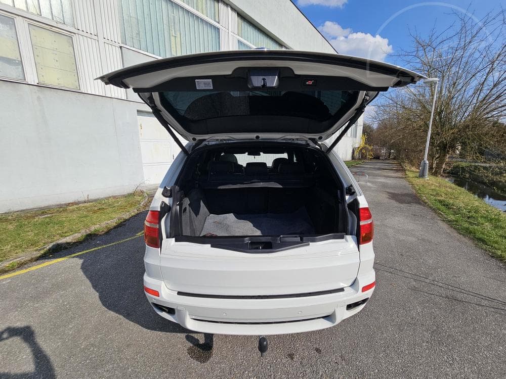 2010 BMW X5 - 16