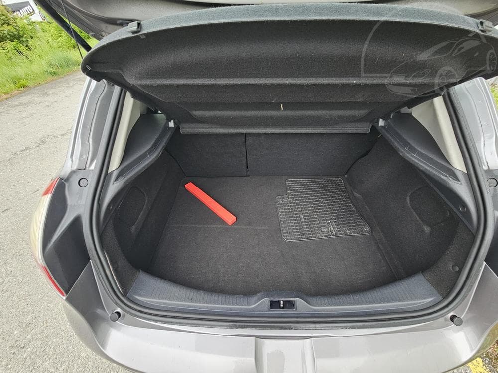2010 Renault MEGANE - 16