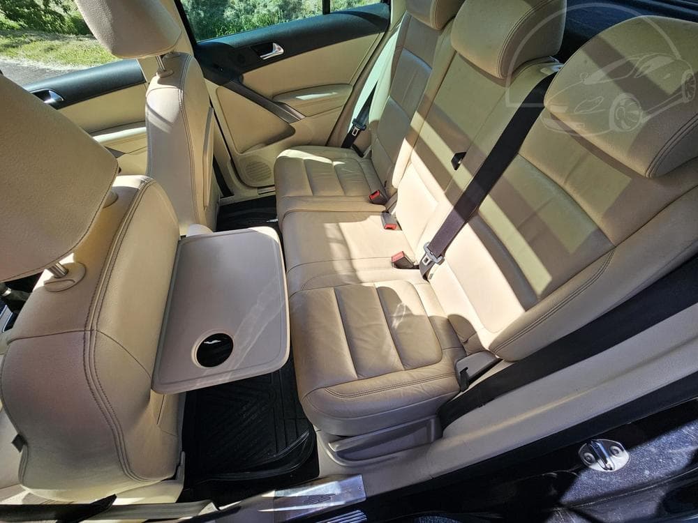 2009 Volkswagen TIGUAN - 16