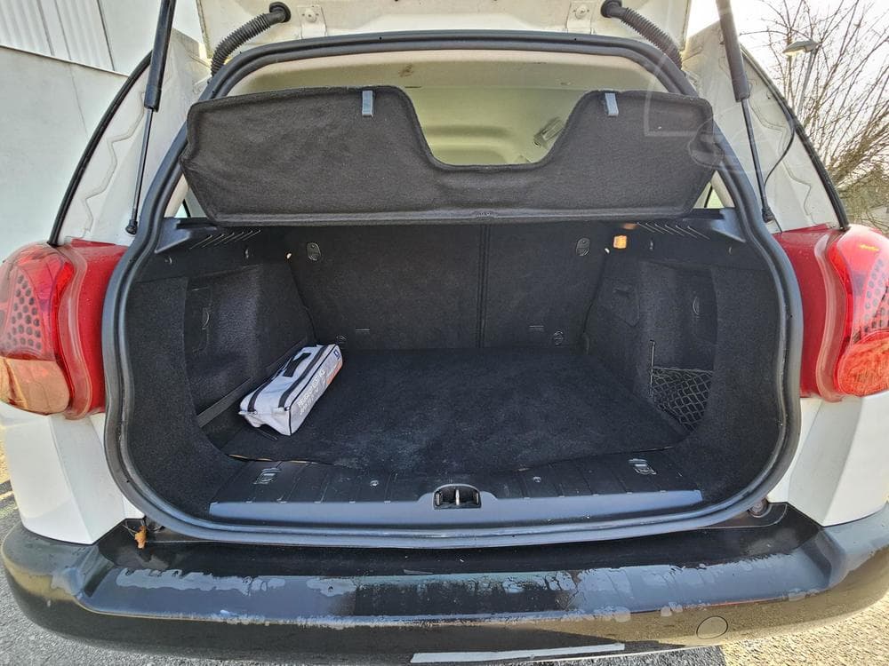 2010 Peugeot 207 - 17