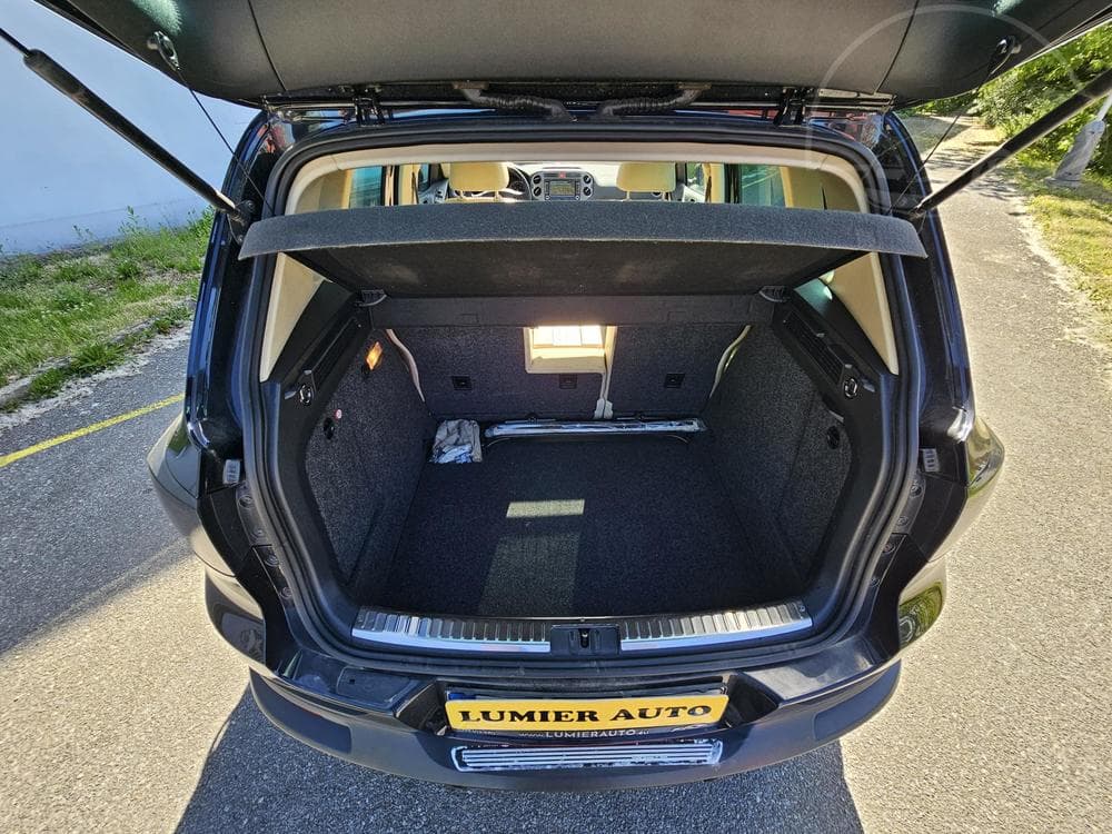 2009 Volkswagen TIGUAN - 19