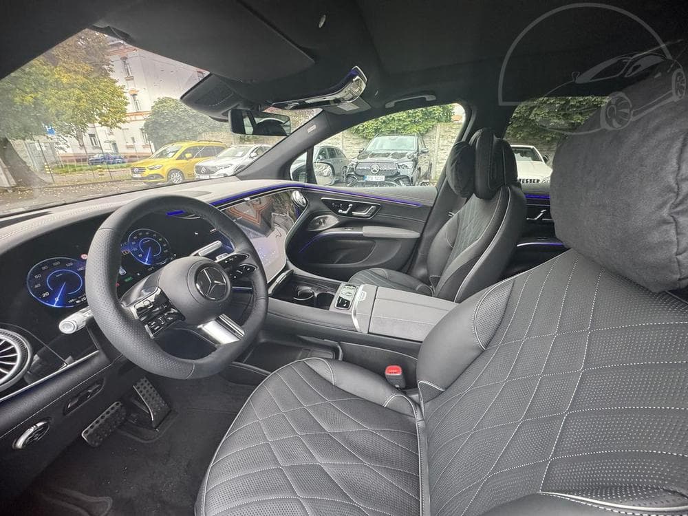 2025 Mercedes-Benz Eqs - 10