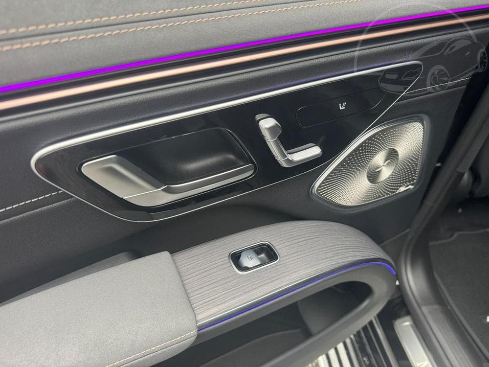 2025 Mercedes-Benz Eqs - 11