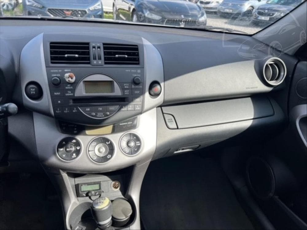 2009 Toyota RAV4 - 10