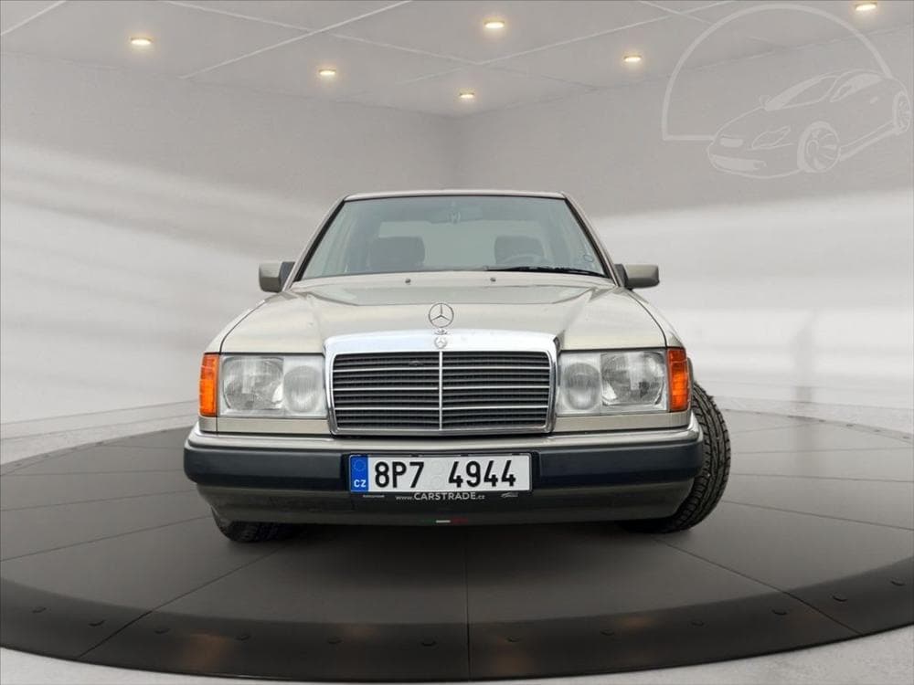 1990 Mercedes-Benz Ostatní - 2