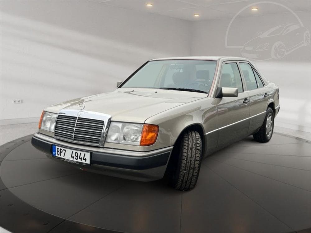 1990 Mercedes-Benz Ostatní - 3