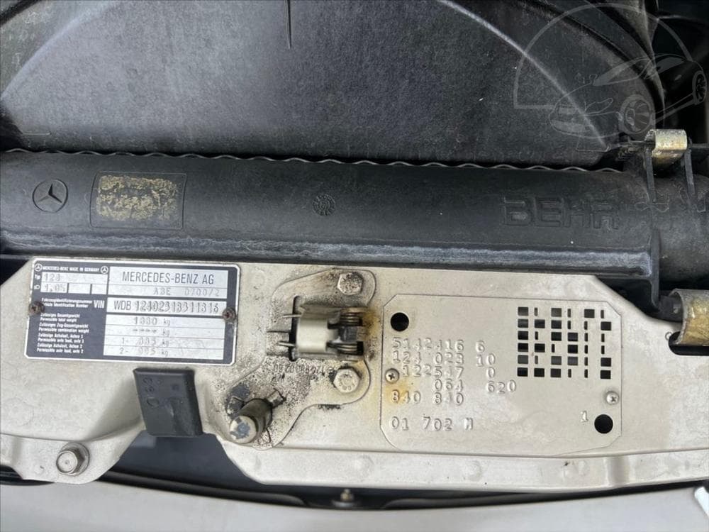 1990 Mercedes-Benz Ostatní - 13