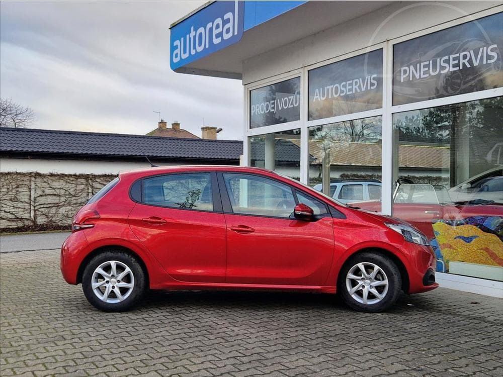 2019 Peugeot 208 - 6