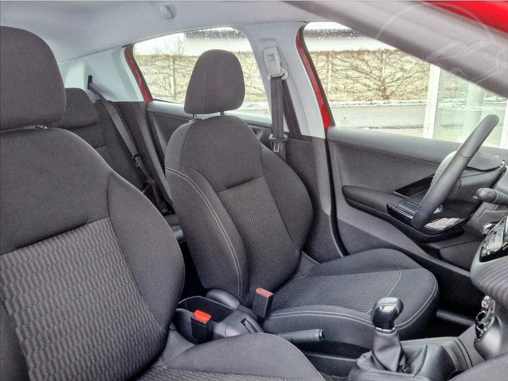 2019 Peugeot 208 - 13