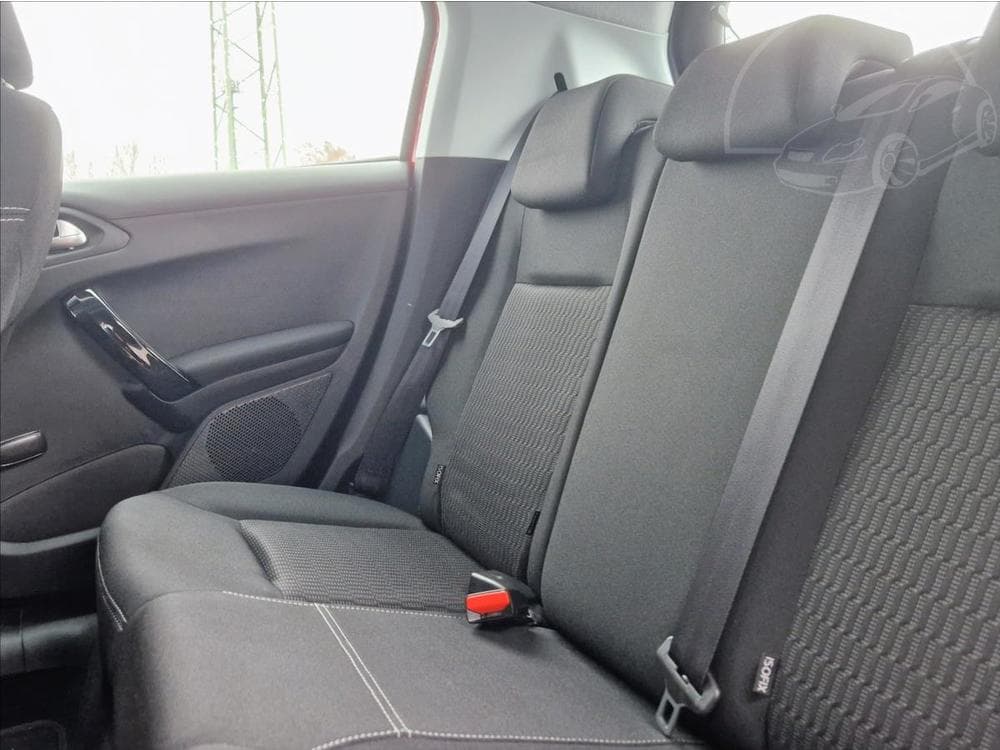 2019 Peugeot 208 - 14