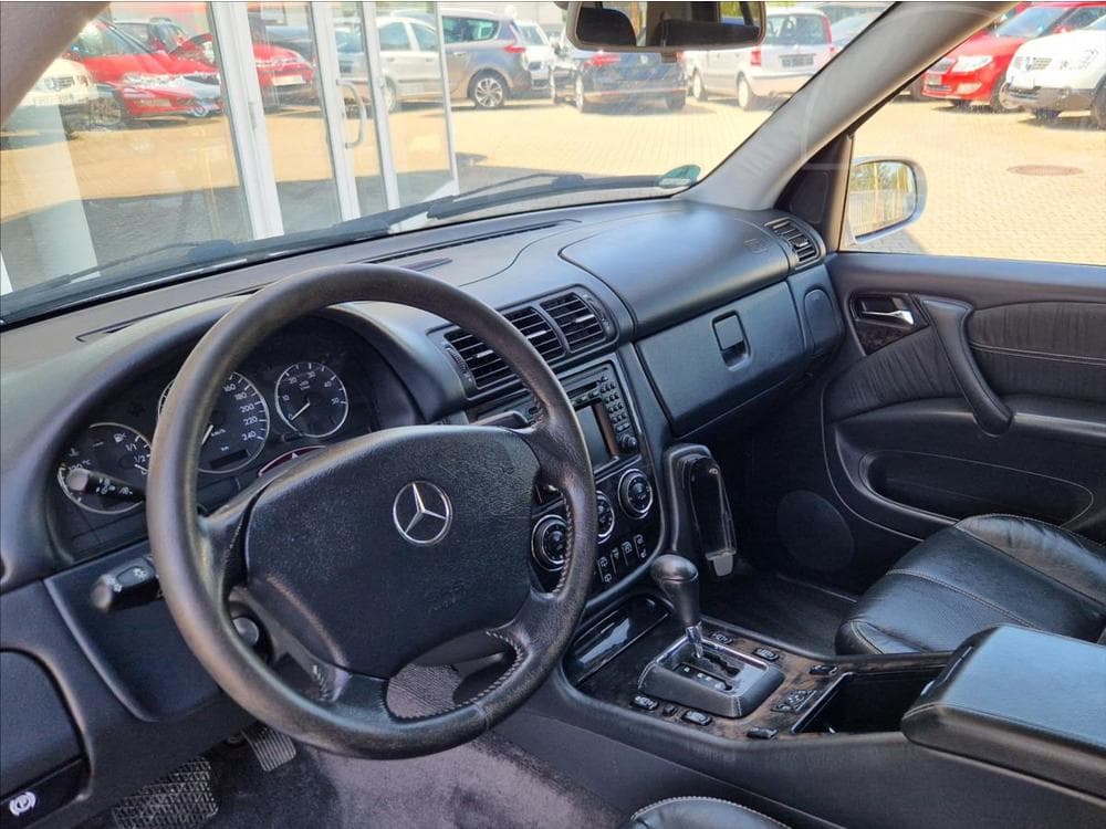 2004 Mercedes-Benz M-CLASS - 19