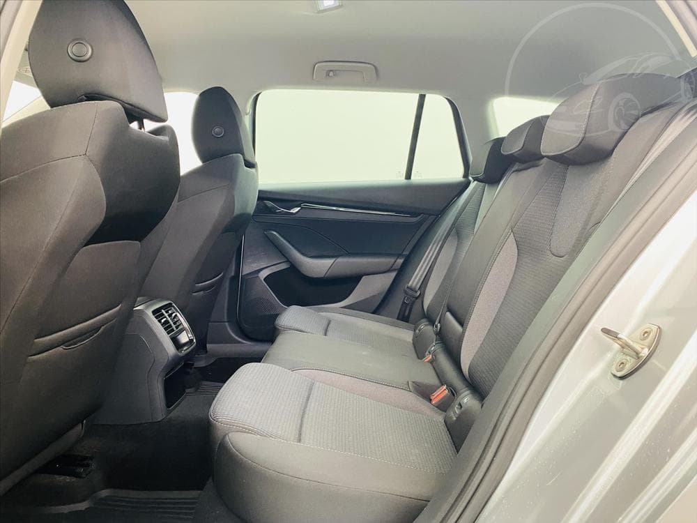 2017 Dacia LOGAN - 6