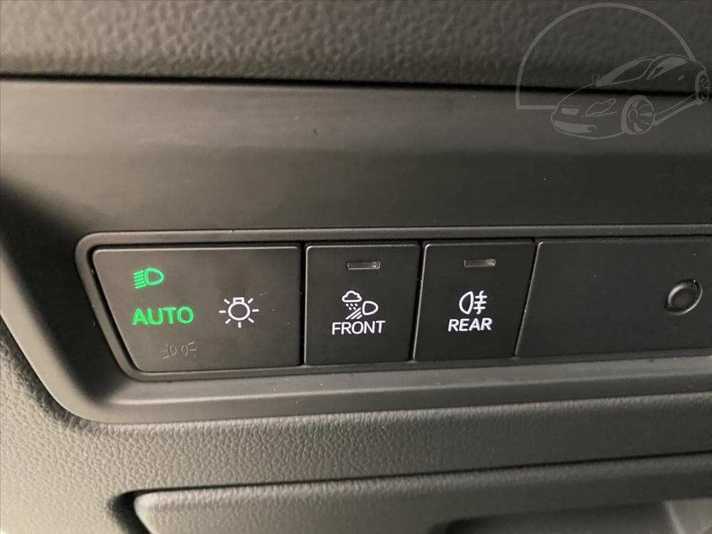 2020 Volkswagen Touareg - 14