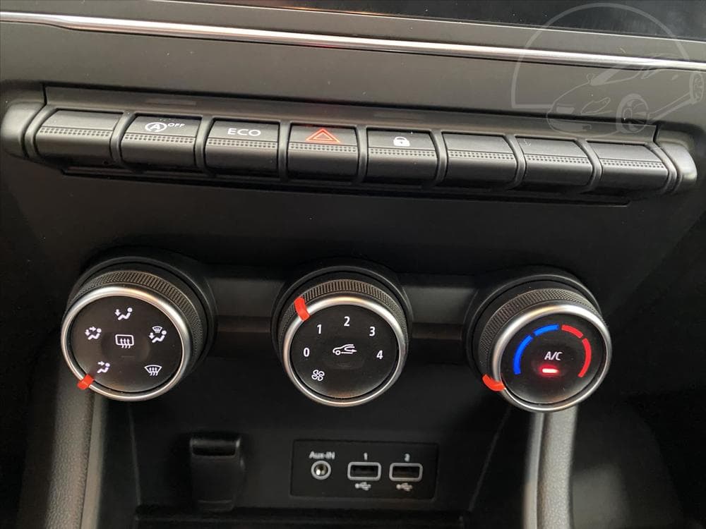 2020 Renault Captur - 19