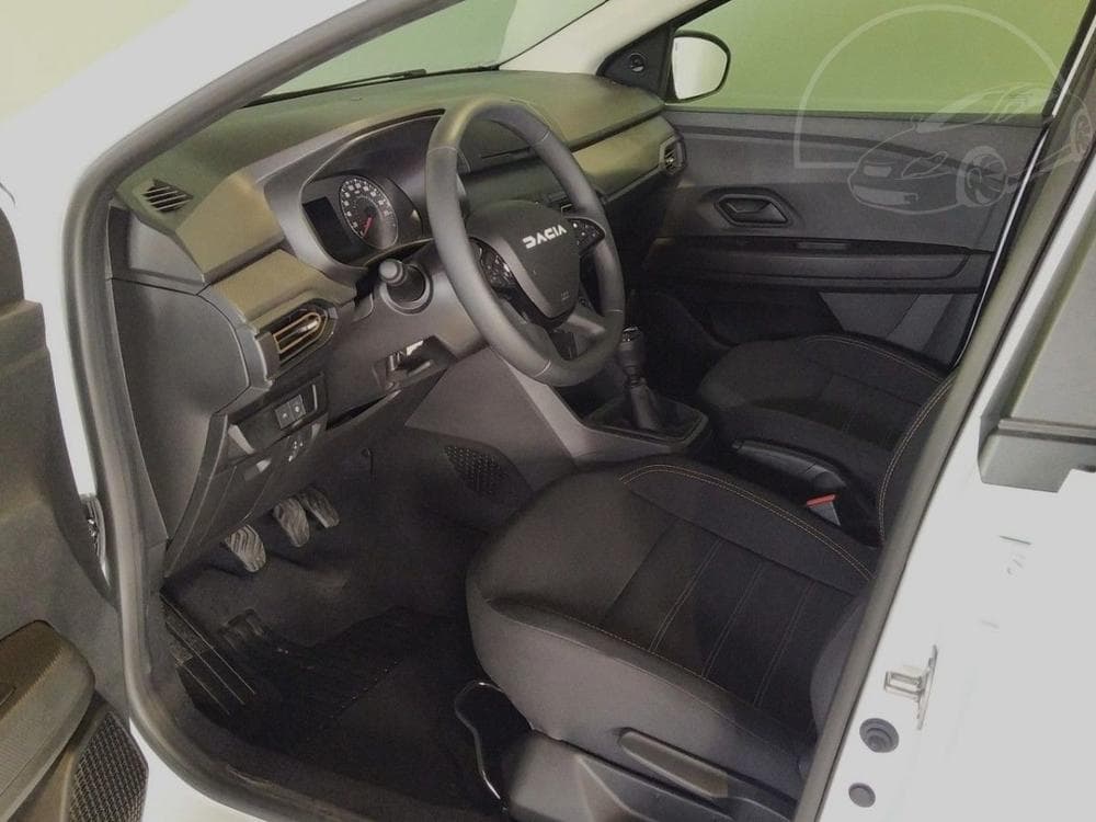 2025 Dacia Sandero - 4