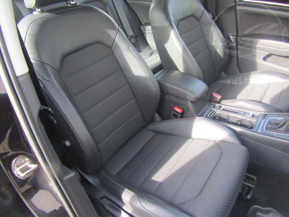 2015 Volkswagen GOLF - 11