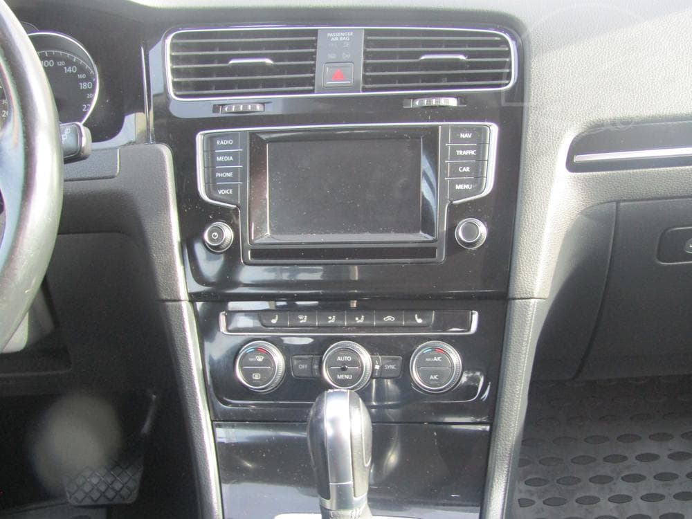 2015 Volkswagen GOLF - 13