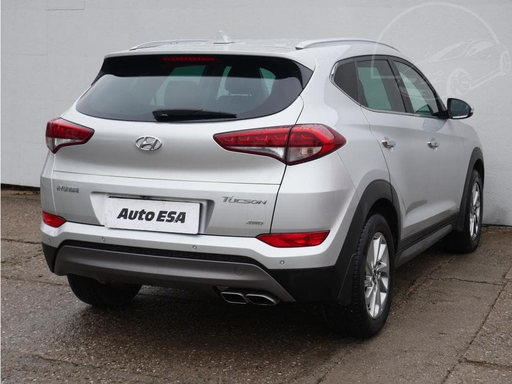 2016 Hyundai TUCSON - 16