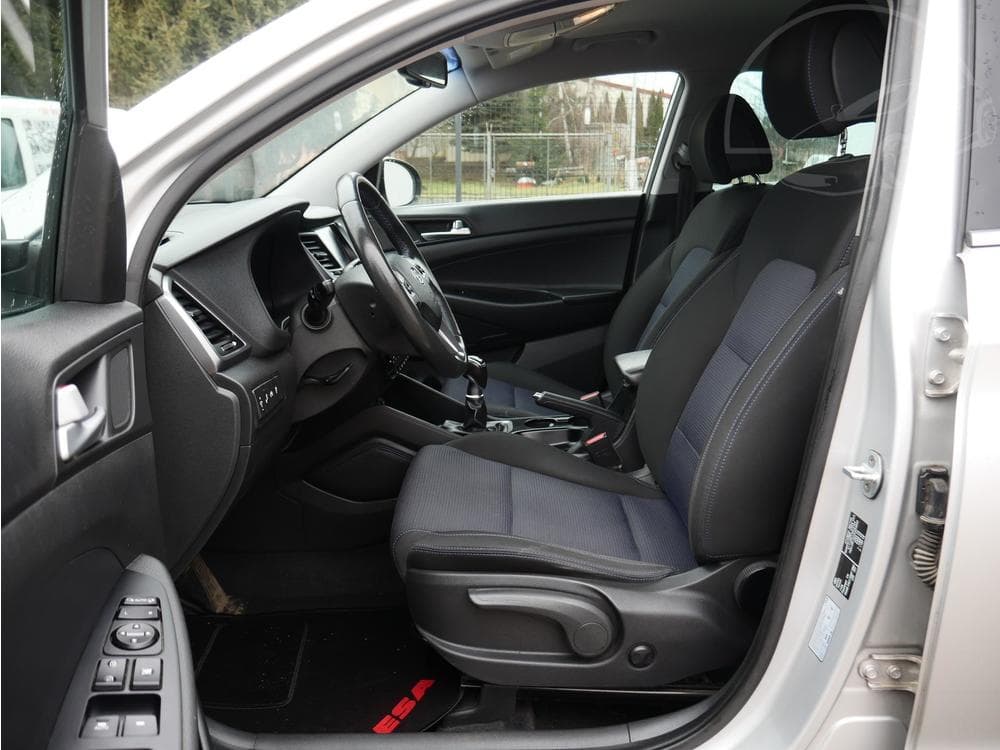 2016 Hyundai TUCSON - 22