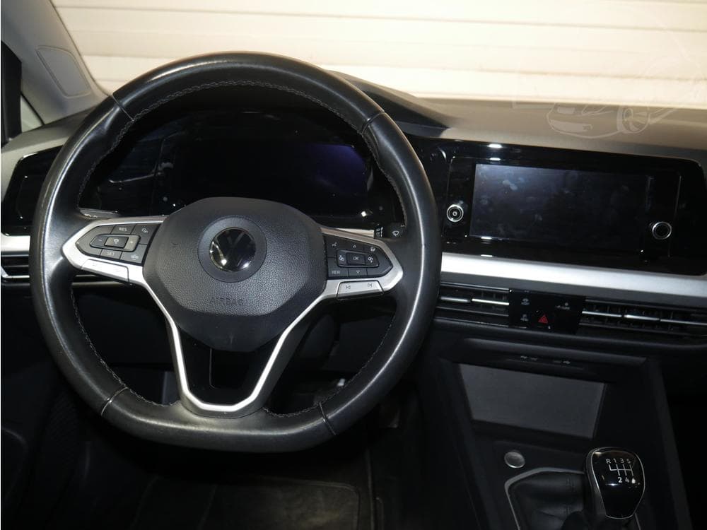 2021 Volkswagen GOLF - 25