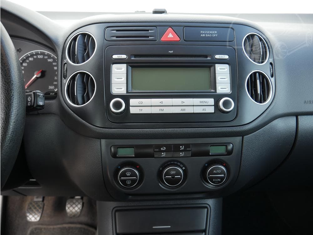 2005 Volkswagen GOLF - 11