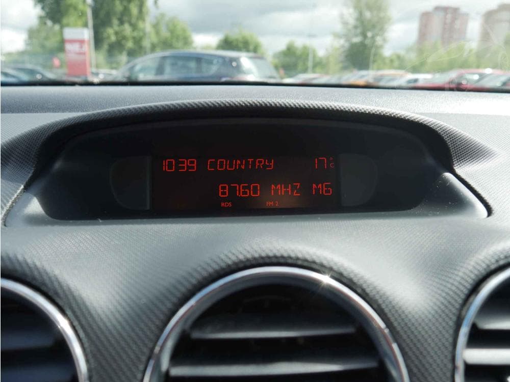 2013 Peugeot 308 - 18