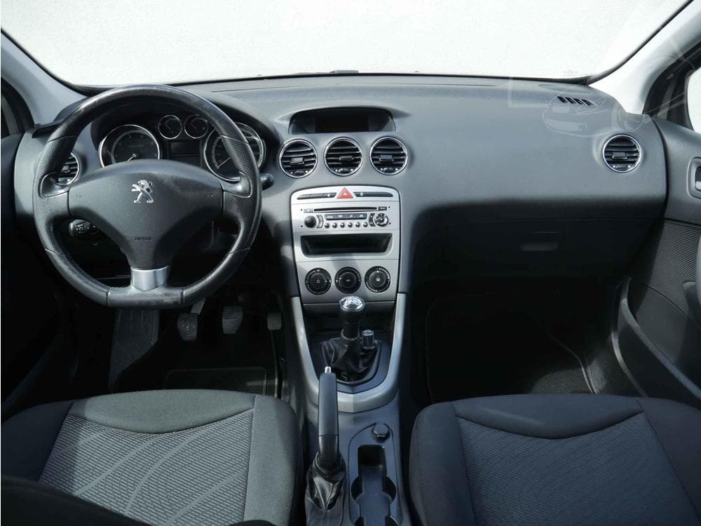2013 Peugeot 308 - 8