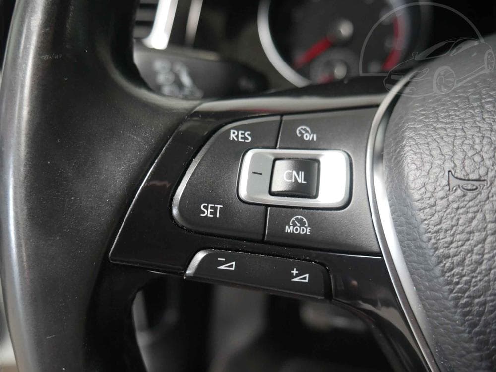 2014 Volkswagen GOLF - 19