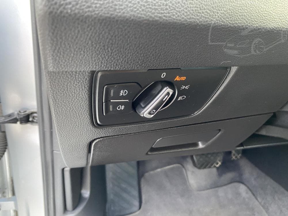 2018 Volkswagen PASSAT - 52