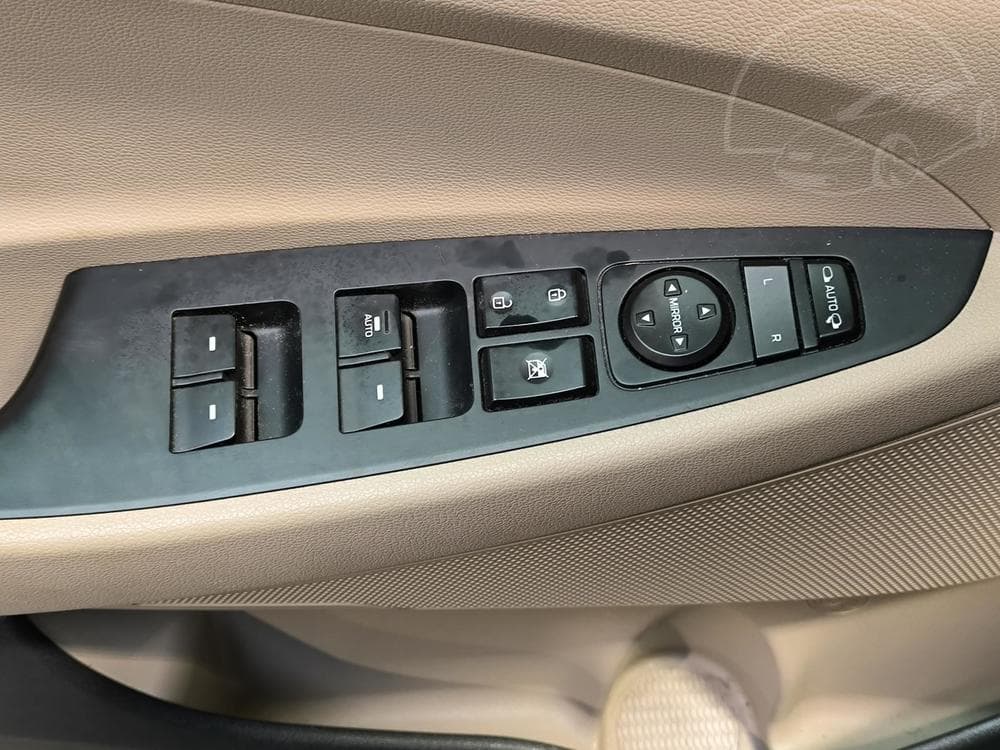 2016 Hyundai TUCSON - 33
