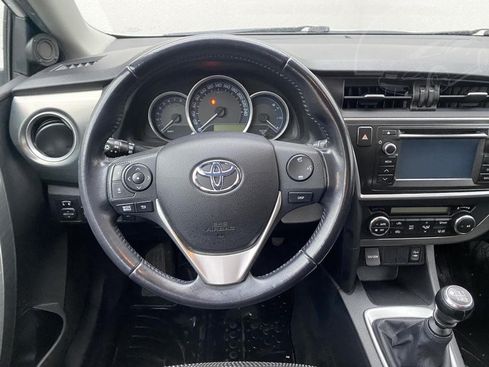 2014 Toyota AURIS - 10