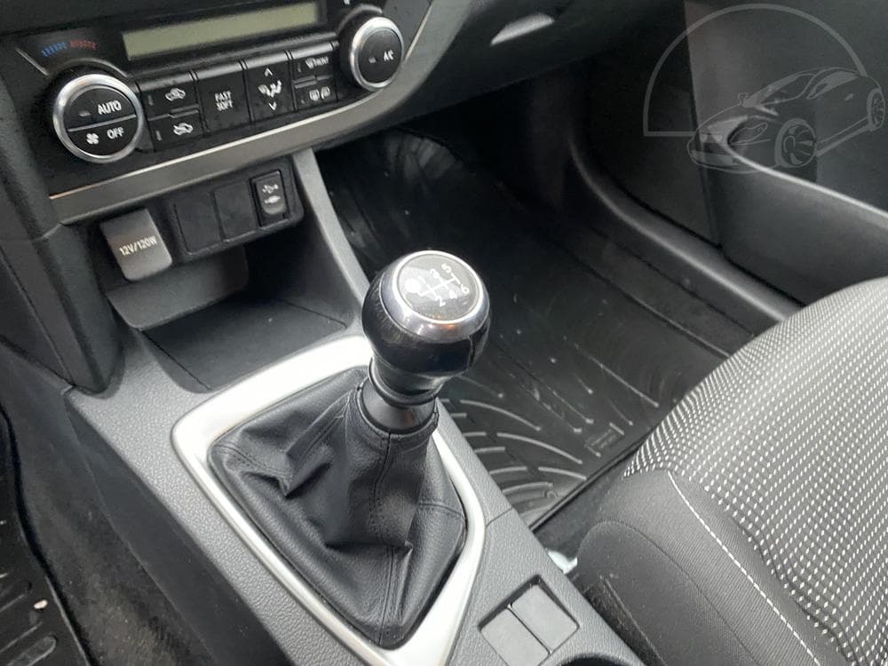 2014 Toyota AURIS - 15