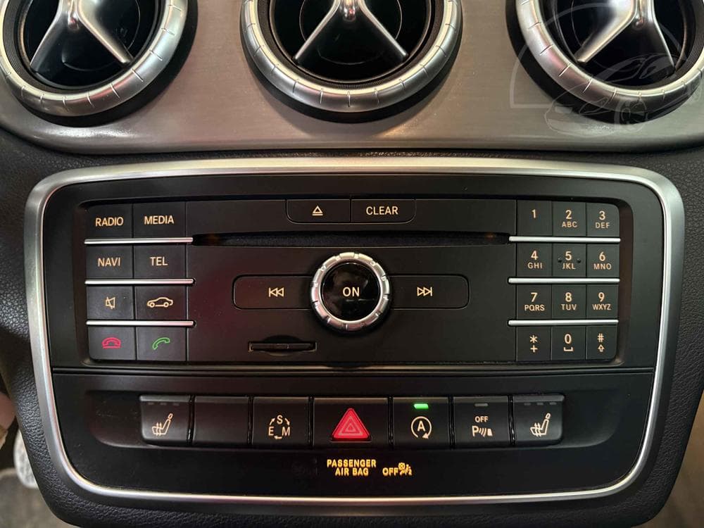 2015 Mercedes-Benz CLA - 14